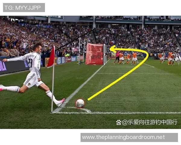 开创后卫新时代的足球明星们如何重塑比赛格局与战术理念