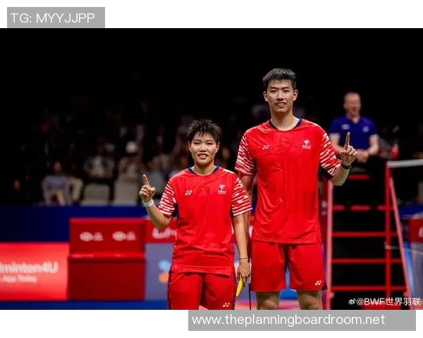 羽毛球盛宴:深入解析广州羽毛球队的默契配合与战术策略 羽毛球盛宴:深入解析广州羽毛球队的默契配合与战术策略