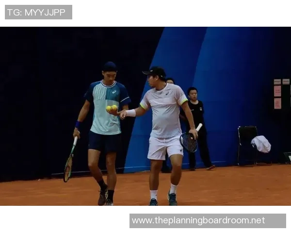 西安网球队的默契配合揭秘与训练背后的故事 西安网球队的默契配合揭秘与训练背后的故事