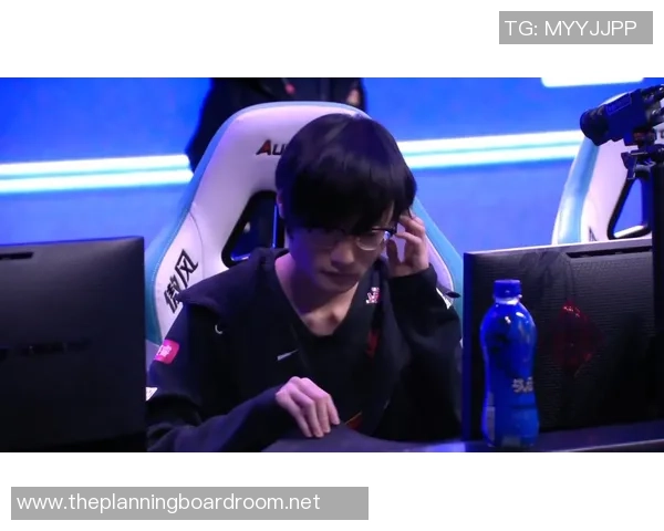 王者荣耀巨献：探秘FPX的状态