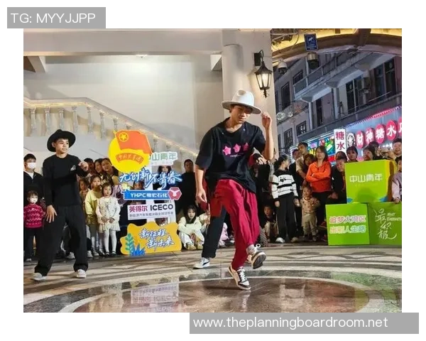 街舞焦点：重庆街舞队的个人能力探讨